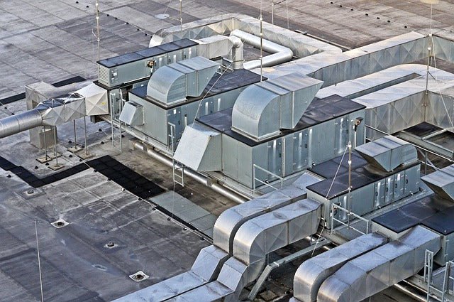 Choisir le bon ventilateur d'extraction pour votre salle de bain